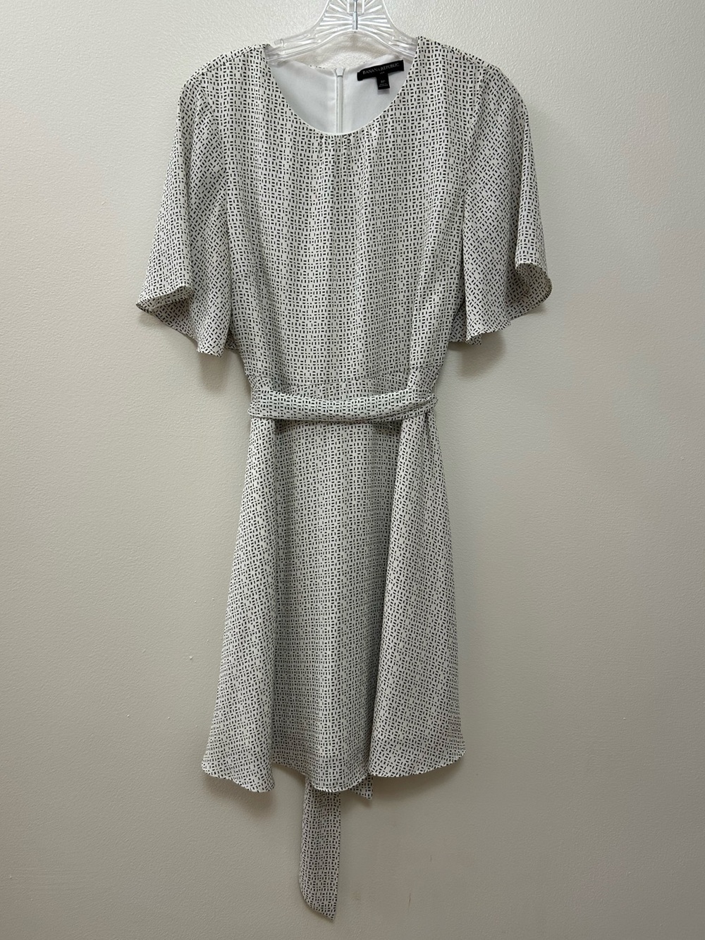Banana Republic White & Black Micro-Print Midi Dress - Size 8